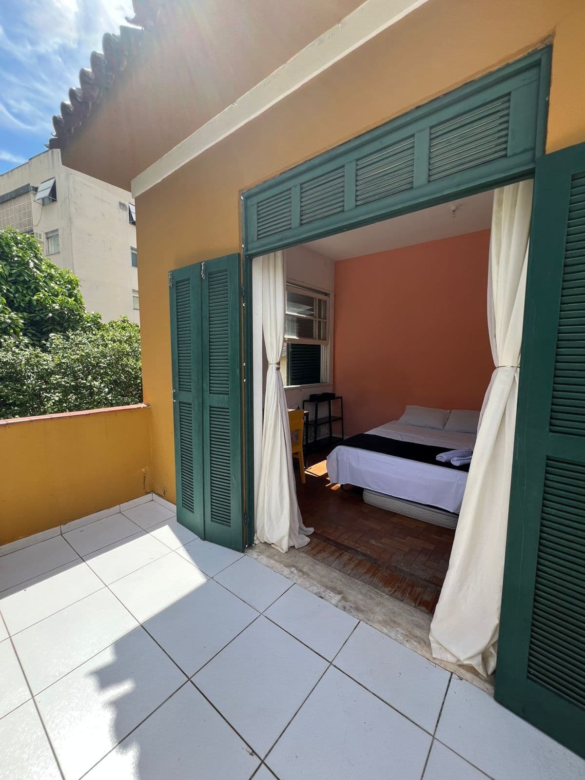 Refúgio com varanda cobertura para montanha em Laranjeiras / paz e tranquilidade no meio da cidade - 4