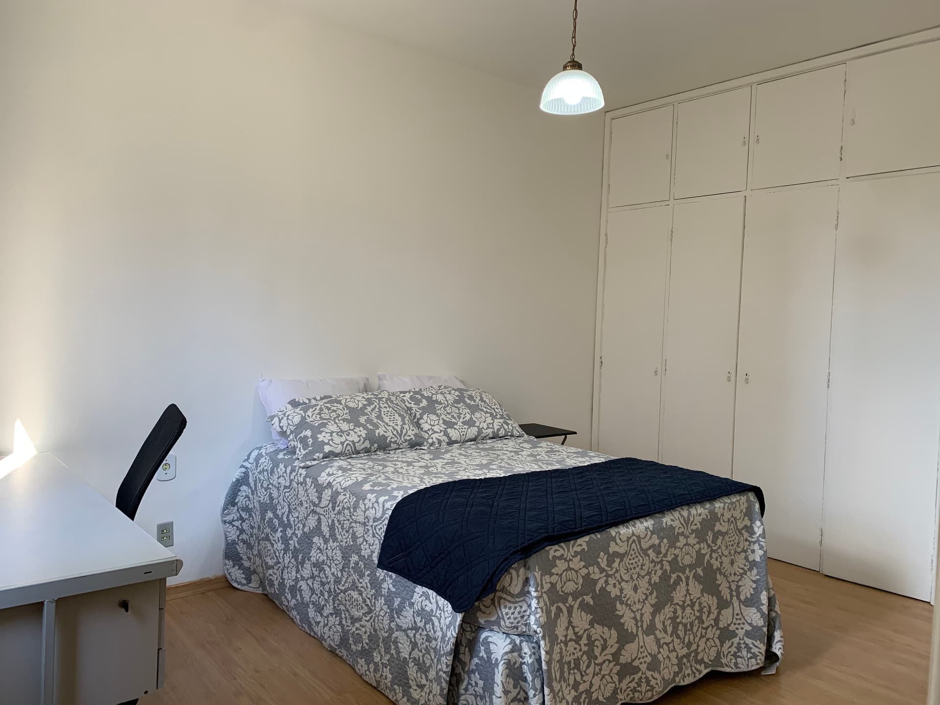 SUÍTE GRANDE SOMENTE PARA MOÇAS - SAVASSI 🌳 - 3